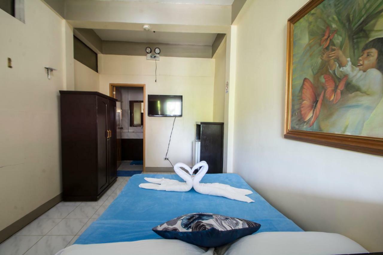 Deparis Beach Resort Balabag  Eksteriør billede